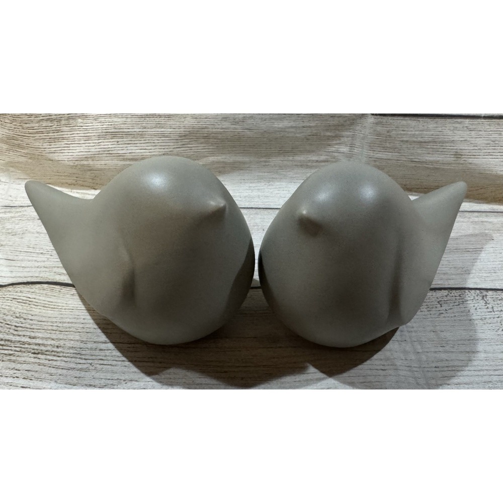 Pair of Sagebrook Home Chubby Fat Gray Bird Decorative Figurines 4" x 6"